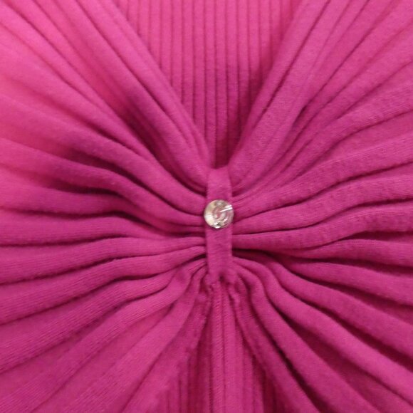 SUZY SHIER | medium | Vibrant Pink Ruched Sleeveless Top | Decorative Accent - Picture 6 of 13